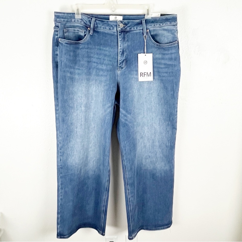 RFM Los Angeles Chloe High Rise Wide Leg Light Wash Jeans 24 Casual Boho Neutral